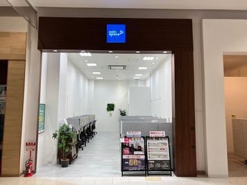 1名様用のWEB通話・会話可能なオープンスペース - コインスペースイオンタウン守谷店