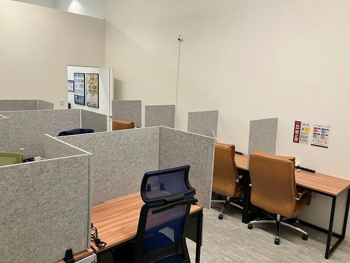 1人用席（通話・会話NG） - コインスペースイオンタウン守谷店