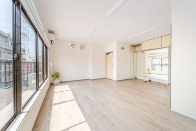 レンタルスタジオCoCoRoSmile枚方店 京阪樟葉駅近🚶ダンス＆ヨガスタジオCoCoRoSmile枚方店の室内の写真