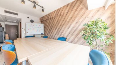 653_NEXTAKE会議室新大阪の室内の写真