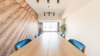653_NEXTAKE会議室新大阪の室内の写真
