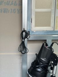 ストロボのケーブルもあります - photo space HISAYA / スタジオhiyori 和室/白壁/メイクスペース/トイレもある撮影レンタルスペースの設備の写真