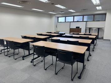 ポプラ　一枚板　ローテーブル　ベンチ　別荘　民泊　レンタルスペース　ホテル ポプラ 一枚板 ローテーブル ベンチ 別荘 民泊 レンタルスペース