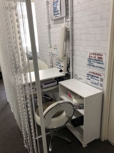 【B席(手前側)】レンタルサロン VOXJAPAN STUDIO - レンタルサロン VOXJAPAN STUDIO