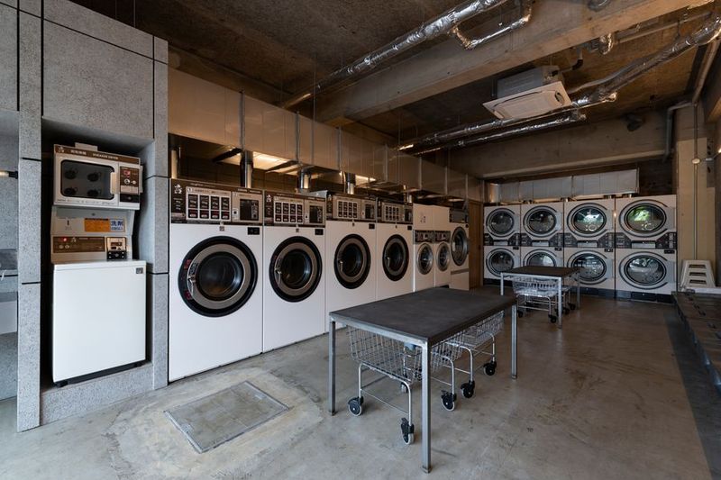 広々としたオープンスペースで撮影できます - SPIN&WASH　大森海岸店 レンタルスペース・撮影スペースの室内の写真