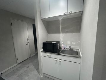 いいオフィス京都四条通 1名個室（ブース11）の設備の写真