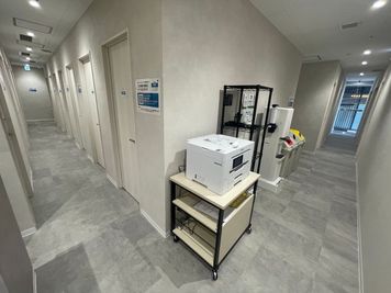 いいオフィス京都四条通 1名個室（ブース11）の設備の写真