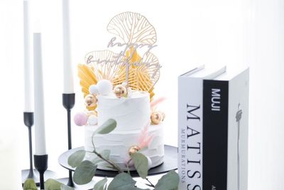 デザイナーがオーダーメイドで
製作したクレイケーキ - Lulu(ルル)名駅 【公式】Lulu(ルル)名駅💚名駅徒歩5分、デザイナー装飾✨の室内の写真