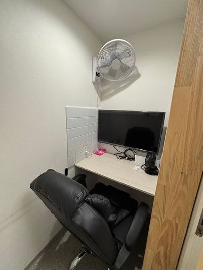 【フォーカスオン心斎橋店②号室】完全個室/防音仕様/高速光回線 - 【フォーカスオン心斎橋店】出口10秒・完全個室・防音仕様