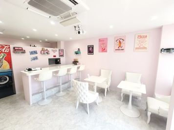 バス停前1階路面！飲食店営業許可済み！ポップアップカフェにもパーティースペースでも、使い方様々♪ぜひご利用ください。 - CAFE SWEET