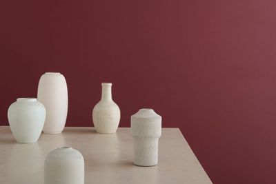 撮影事例4
（フラワーベースはスタジオ備品ではございません） - 渋谷三宿スタジオ  壁1面窓で自然光◎開放感のある大型スペースの室内の写真