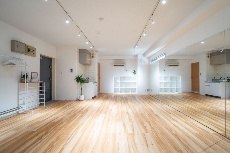 横浜 関内エリア| 1F レンタルスタジオ - LivRall studio