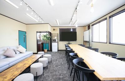 GS貸会議室・新潟店３０２号室 新潟駅から徒歩５分！最大２４名/パーティー/会議/懇親会の室内の写真