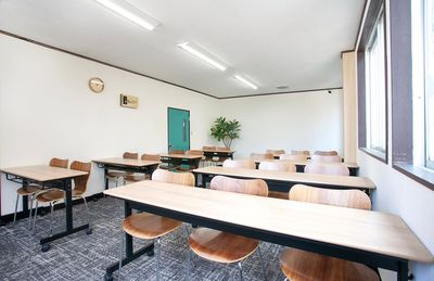 GS貸会議室・新潟店３０１号室 新潟駅から徒歩５分！最大２０名/会議/セミナー研修/懇親会の室内の写真
