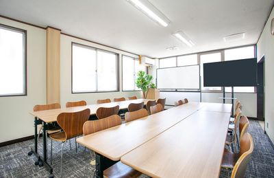 GS貸会議室・新潟店３０１号室 新潟駅から徒歩５分！最大２０名/会議/セミナー研修/懇親会の室内の写真
