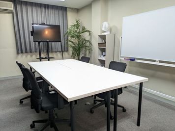 仙台協立第1ビル 5階5-D会議室の室内の写真