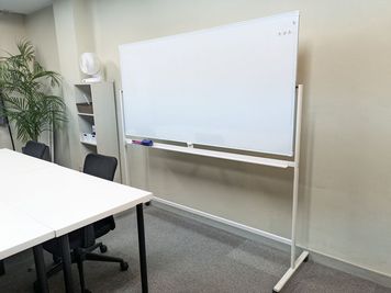 仙台協立第1ビル 5階5-D会議室の室内の写真
