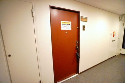 【ビズボ新宿三丁目駅前2nd】 ビズボ新宿三丁目駅前2nd No.3の入口の写真