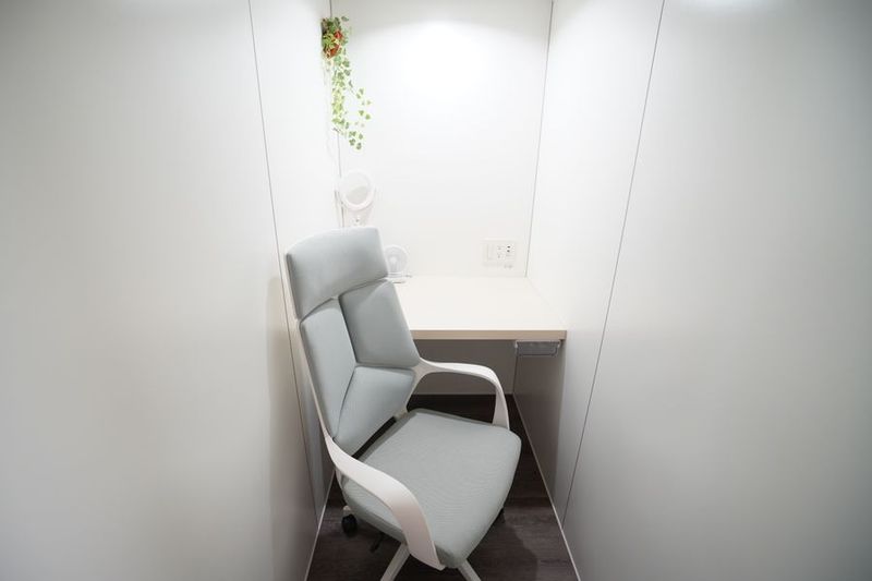 ビズボ新宿三丁目駅前2nd No.3 - 【ビズボ新宿三丁目駅前2nd】