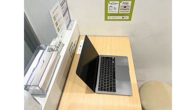 FEEEP新宿西口店 FEEEP新宿西口店｜定員 1名カウンター席｜席番号3(C)の室内の写真