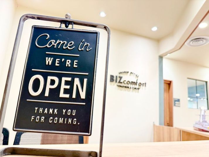 6名用会議室 - BIZcomfort横須賀中央