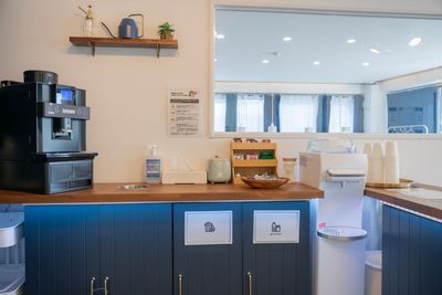 Self Bar - SEIKA STUDY CAFE 自習×コワーキング×カフェ気分✨の室内の写真