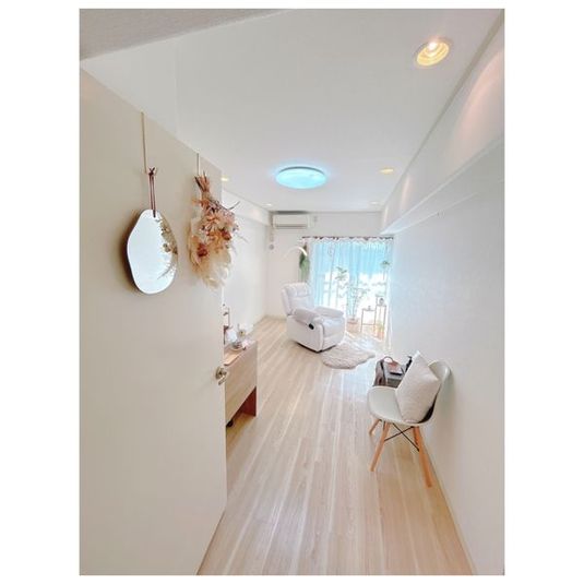 Beauty bar Taya. レンタルサロンの室内の写真