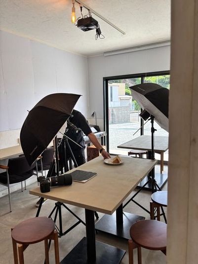 ドラムセット常設の音楽練習スタジオ - QUAD BASE cafe&studio