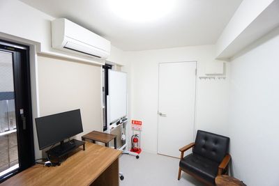 【WASEDA BASE鶴巻】 WASEDA BASE鶴巻102の室内の写真