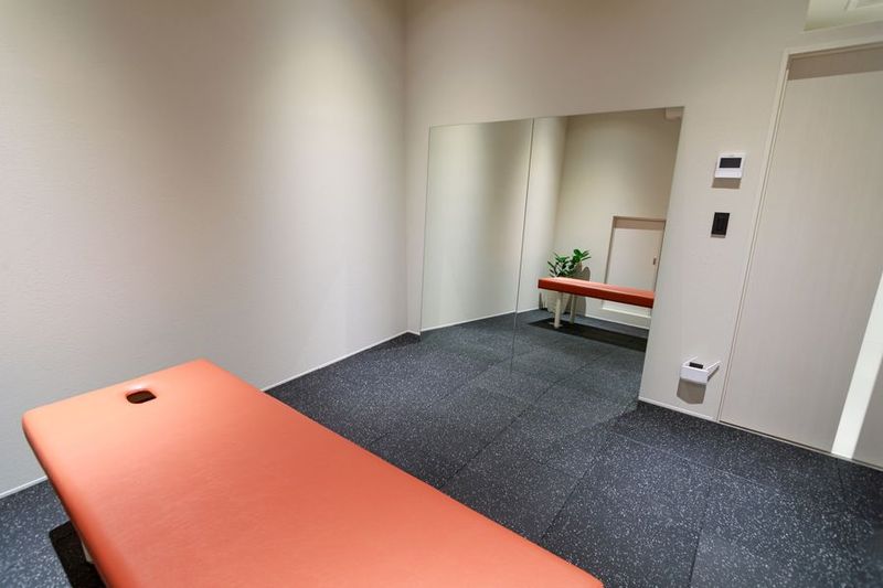 新宿御苑前：完全個室レンタルサロン - 【新宿御苑前の新店舗】【完全個室型レンタルサロン】エステ・整体