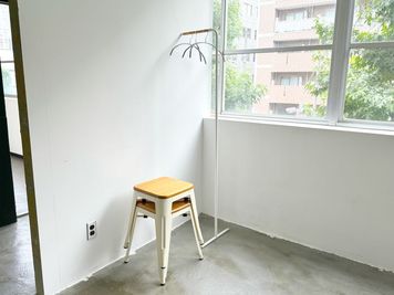 にちよう写真館（南森町）の室内の写真
