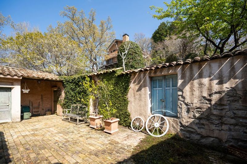 自然光あふれる260㎡の大型ハウススタジオ - グレージュハウススタジオ by KIC