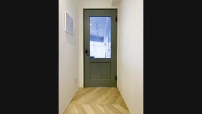レンタルスペース入口ドア
 - 羽根木Branch 東松原駅から徒歩1分のコワーキングスペース・会議室の室内の写真