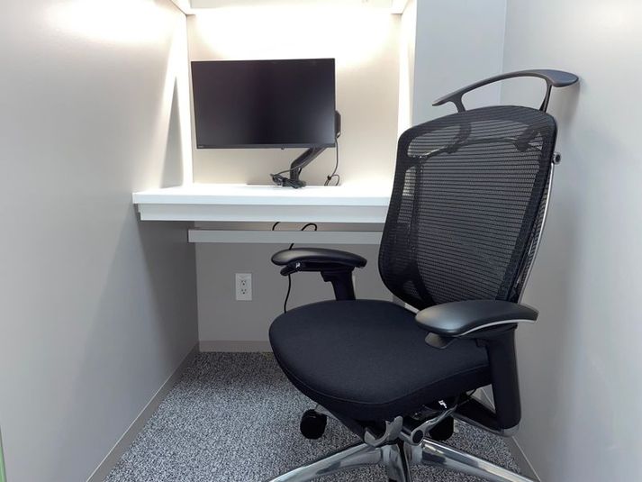 虎ノ門駅徒歩3分　モニター完備の一人用完全個室【T06】 - 虎ノ門アルセアタワー