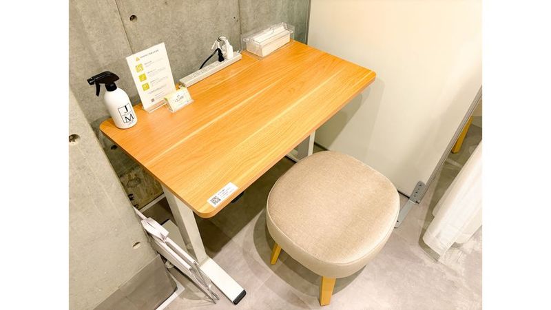 FEEEP学芸大学東口店｜定員 1名カウンター席｜席番号12C - FEEEP 学芸大学駅東口店