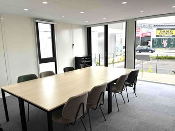 U-SPACE　小松店 Meetingの室内の写真