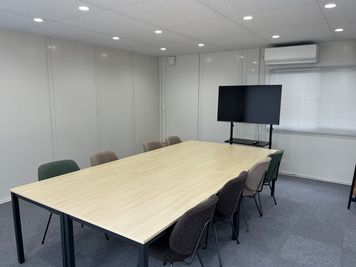 U-SPACE　小松店 Meetingの室内の写真