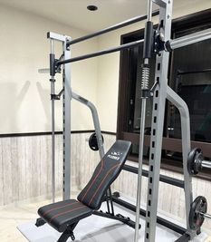 スミスマシン - curva Training×P Studio 新八柱店 curva Training×P Studioの室内の写真