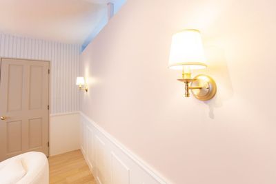 ライトは実際につけることができます💡🤍 - milk party and studio池袋店 milk party and studio 池袋店（〜10名様）の室内の写真