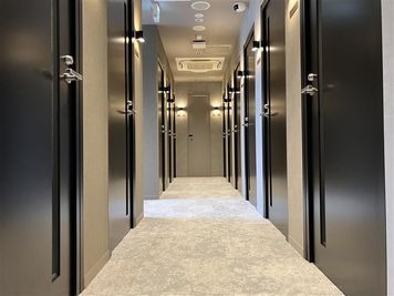 H¹T神田 THE GARDEN ROOM W 16の室内の写真