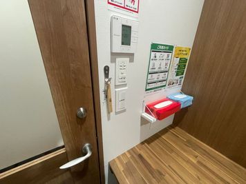 いいオフィス神田 2名個室（ブース16）の室内の写真