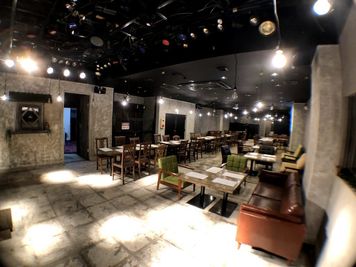 レンタルスペースattimo 貸会議室、セミナールームの室内の写真