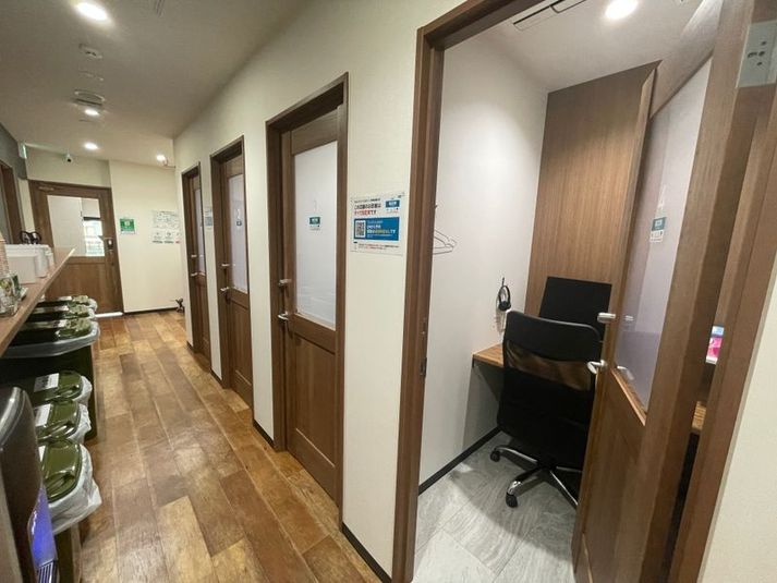 1名半個室(ブース19) - いいオフィス神田