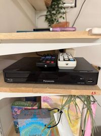 Blu-rayデッキ - earth yoga studio ヨガスタジオの設備の写真