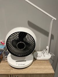 サキュレーターやスタンドライトの貸し出しもあります。数に限りはありますので、ご利用できない場合もございます。 - WAW上野 【土日祝がお得】広々個室「 Room08」の設備の写真