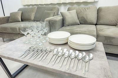 食器は12名様分ご用意🍽️ - Room Gray (ルームグレー) 新橋店 Room Gray (ルームグレー) 新橋店（〜10名様）の設備の写真