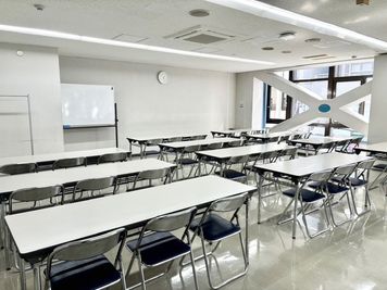 【三軒茶屋駅 徒歩3分】最大33名｜備品は全て無料｜会議・セミナーなど様々な用途に◎ - 世田谷産業プラザ会議室