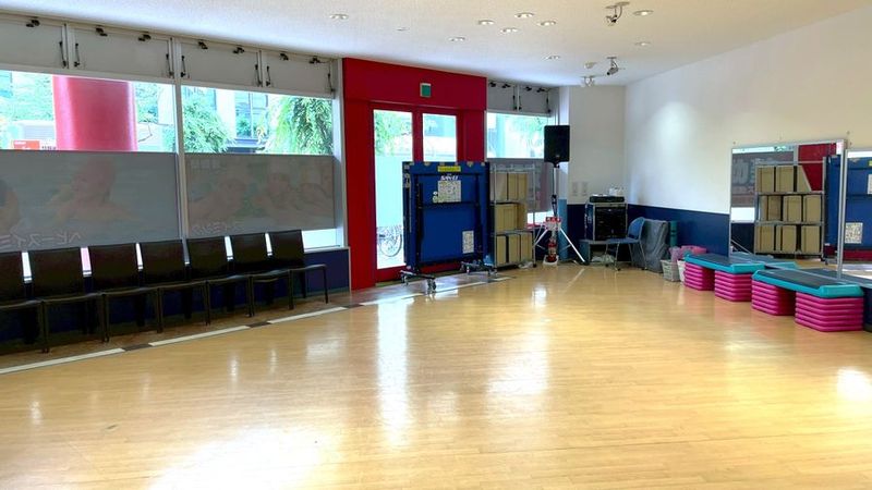 1階スタジオ - TIME SHARING 大阪 コナミスポーツクラブ 京橋