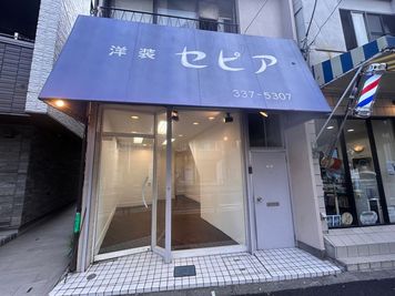 高円寺早稲田通りレンタルギャラリースペース 路面部分ギャラリー、アパレルPOPUP等レンタルスペースの外観の写真