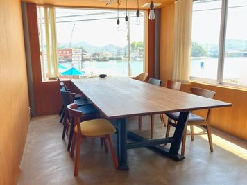 【駅から徒歩5分！】少人数個室/出張・会議に便利/飲食持込可/ワークスペース/プライベート空間/尾道観光の拠点に◎ - NIKAI